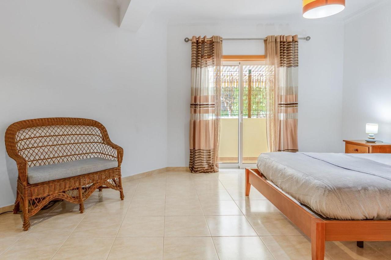Spacious 2 Bdr Apartment W/ Patio By Lovelystay Armação de Pêra Εξωτερικό φωτογραφία